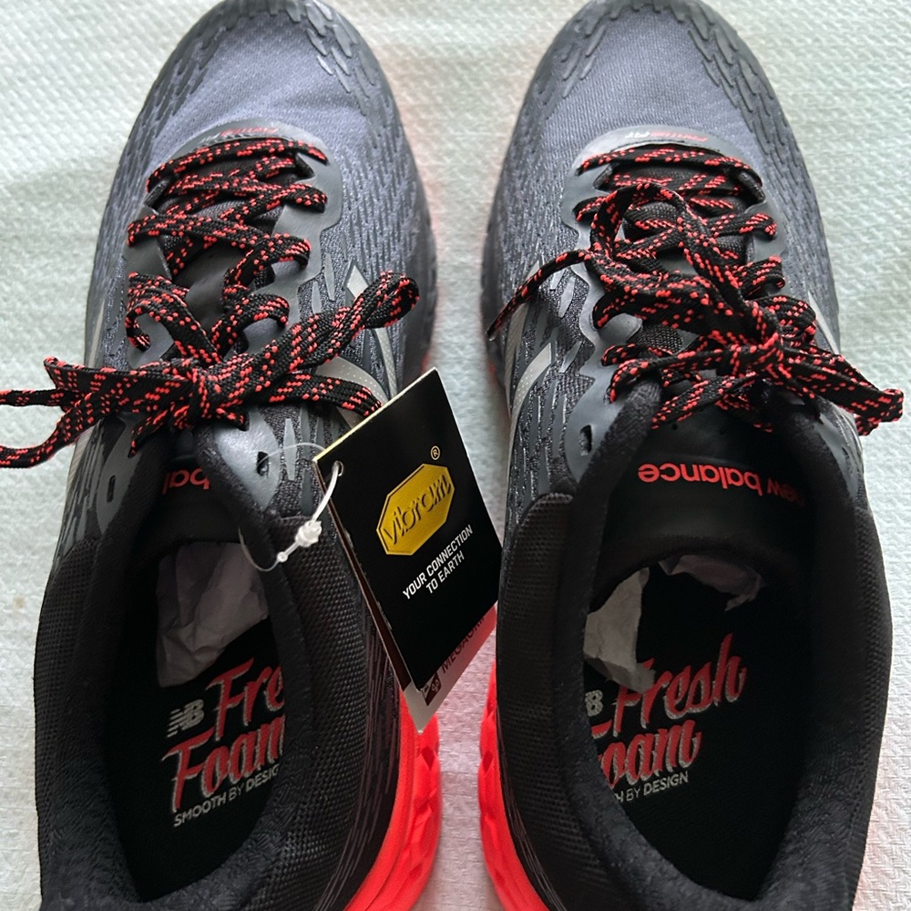 New Balance Black and Orange Athletic Shoes, Size 10, NWT